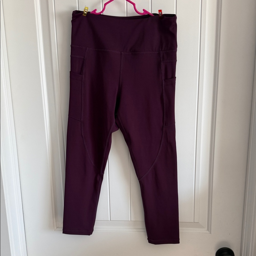 ZYIA Women's Deep Purple Leggings